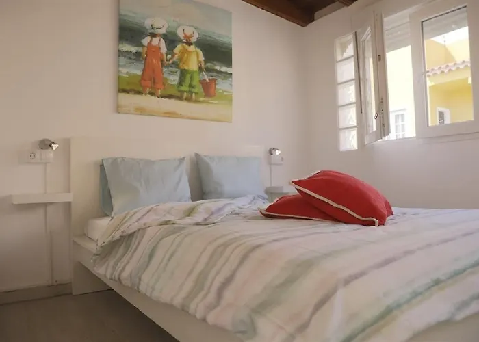 Puerto Nest Hostal *