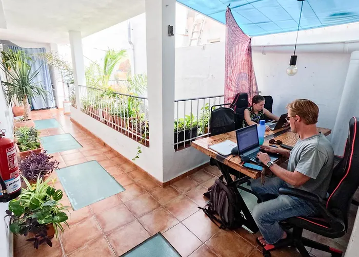 Hostel Puerto Nest *