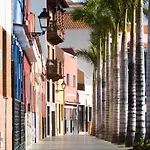 Puerto Nest Hostel *
