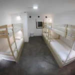 Puerto Nest Hostel *
