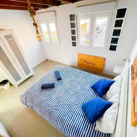 Puerto Nest Hostel *