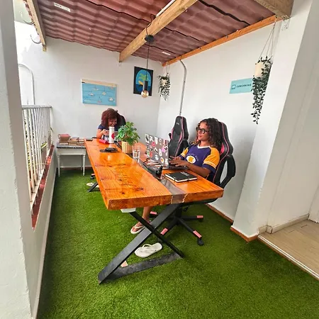 Hostel Puerto Nest *