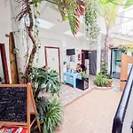 Puerto Nest 旅馆