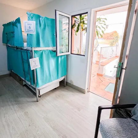 Puerto Nest Hostel Πουέρτο Ντε Λα Κρουζ